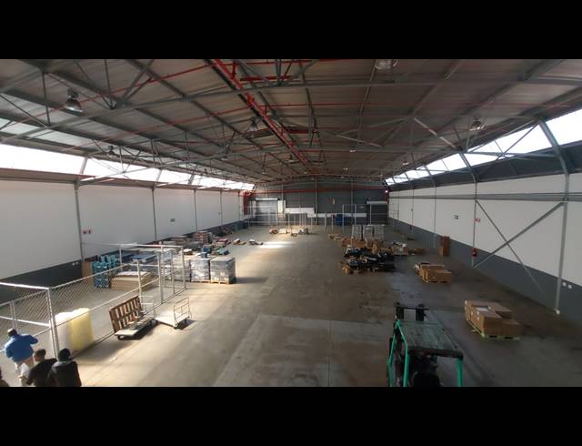 1,696M² WAREHOUSE TO LET IN RANDJESPARK